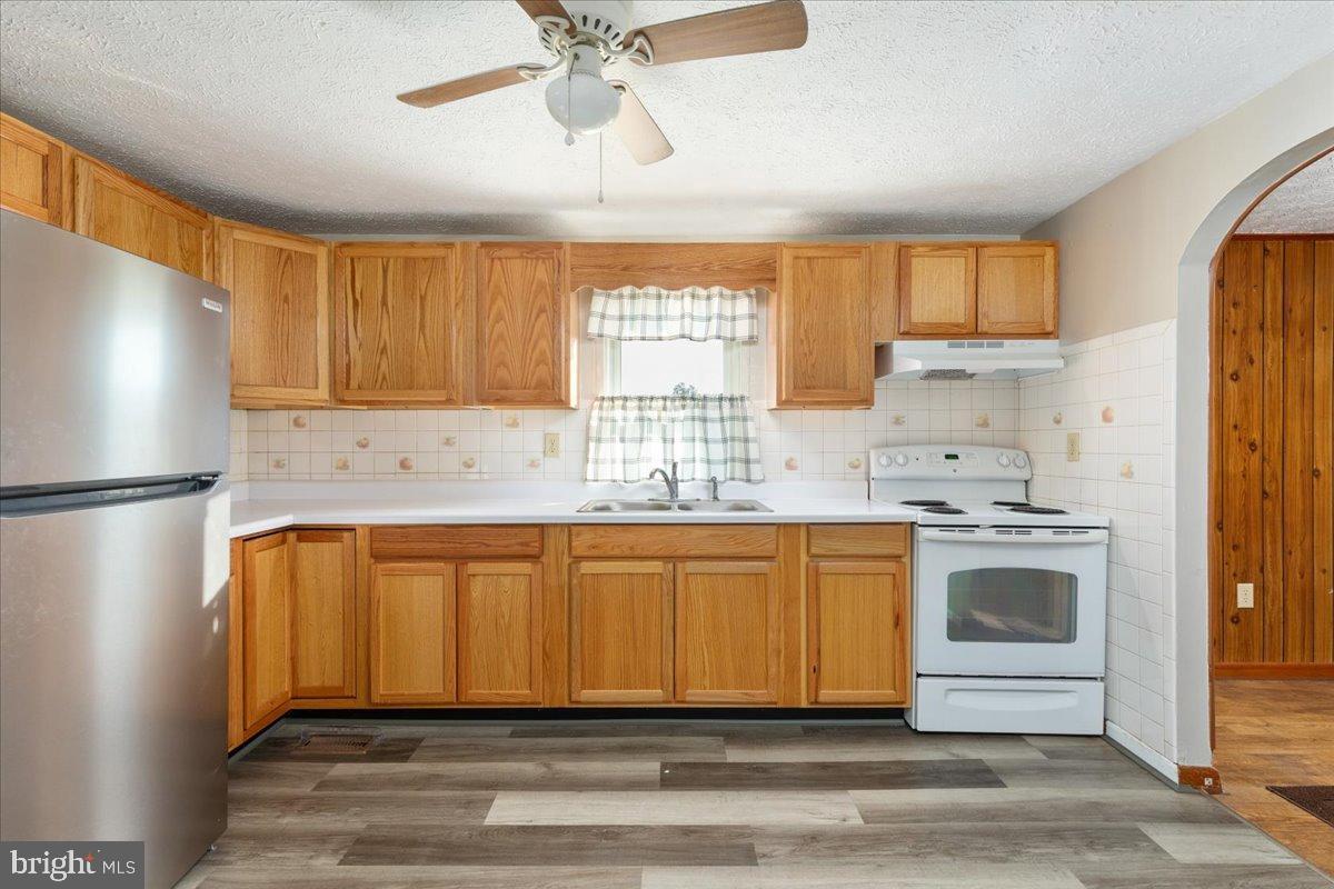 919 Ridge Hollow Road Edinburg, VA 22824 - Photo 4 of 35 Gallery Image 4