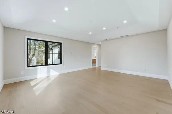 $2,850,000 | 121 Engle Street, Cresskill, NJ 07626