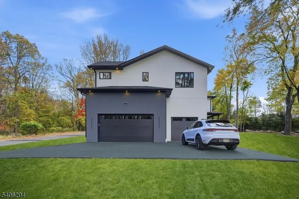 $2,850,000 | 121 Engle Street, Cresskill, NJ 07626