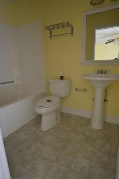 577 Peach Orchard Road Andersonville, TN 37705 - Photo 29 of 37 2nd Flr-Bath#4