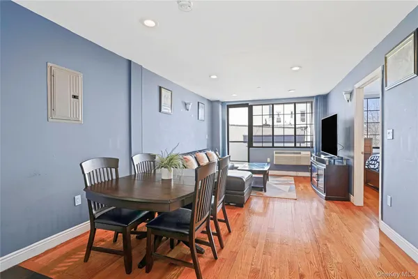 $589,000 | 311 St Nicholas Avenue, Unit 3H | Ridgewood