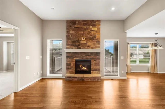 $440,000 | 194 North Camelot Drive, Liberty, MO 64068