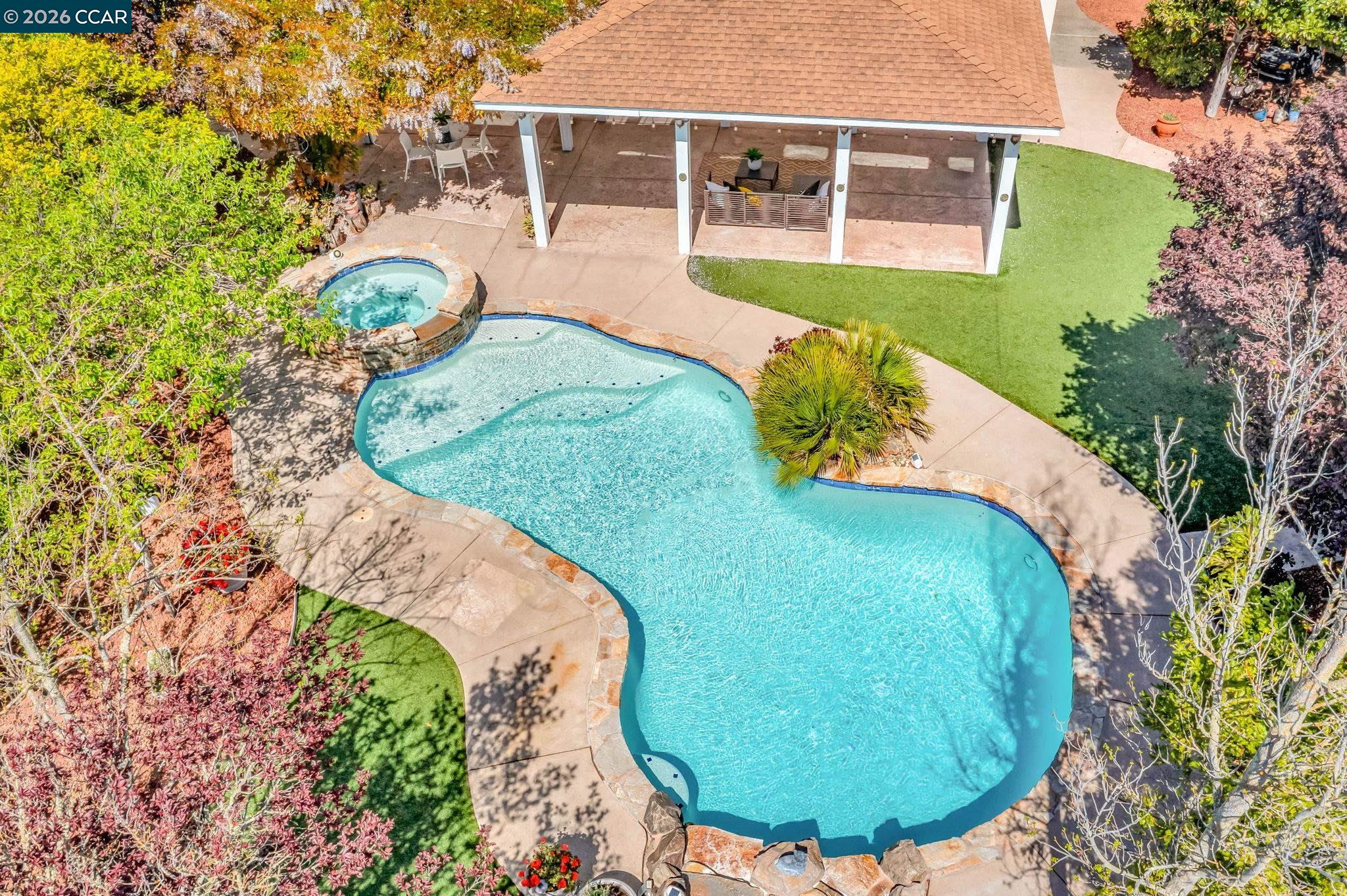 17 Pine Valley Place San Ramon, CA 94583 - Photo 4 of 60