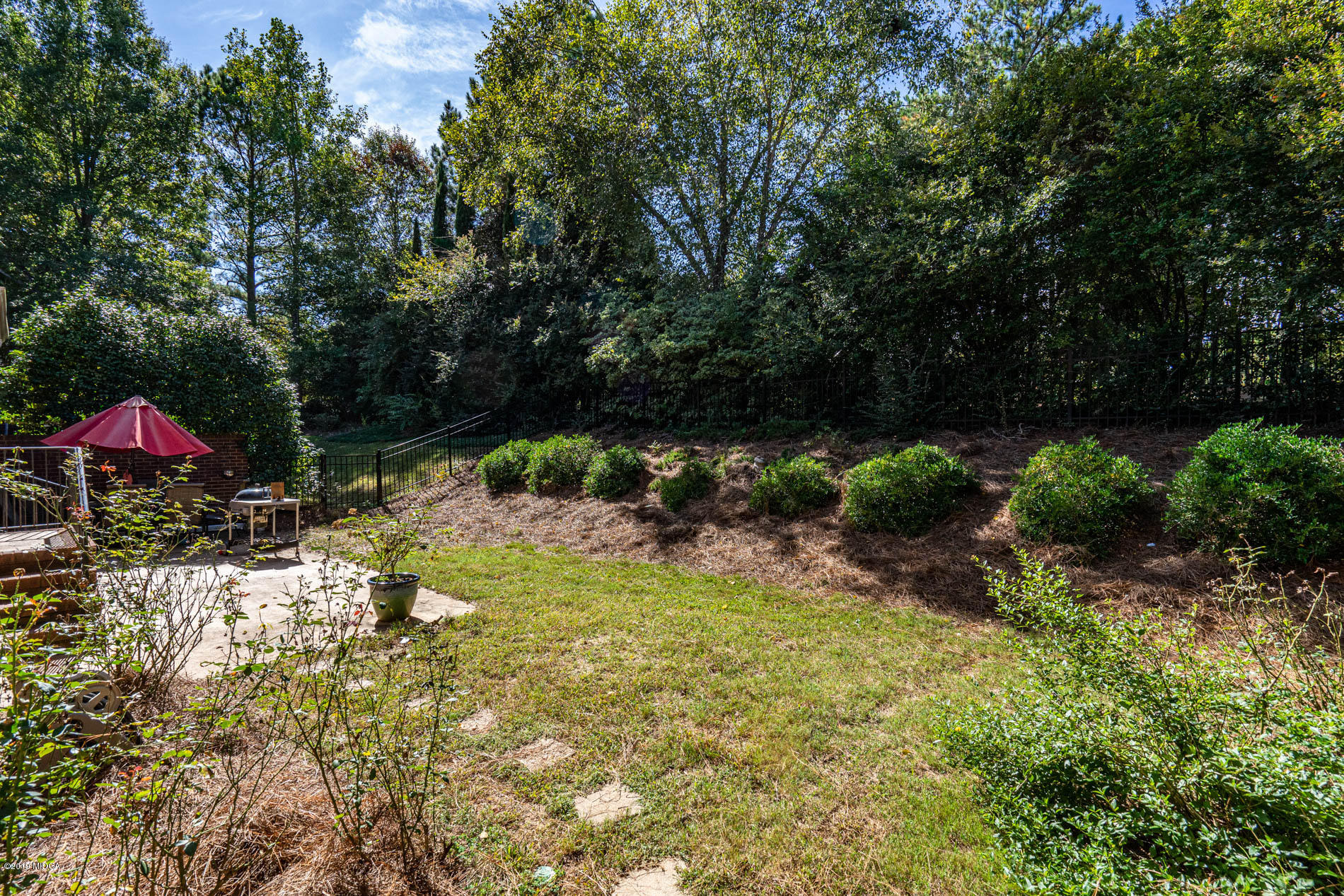 212 Hampton Way Macon, GA 31220 - Photo 22 of 24 Back 3