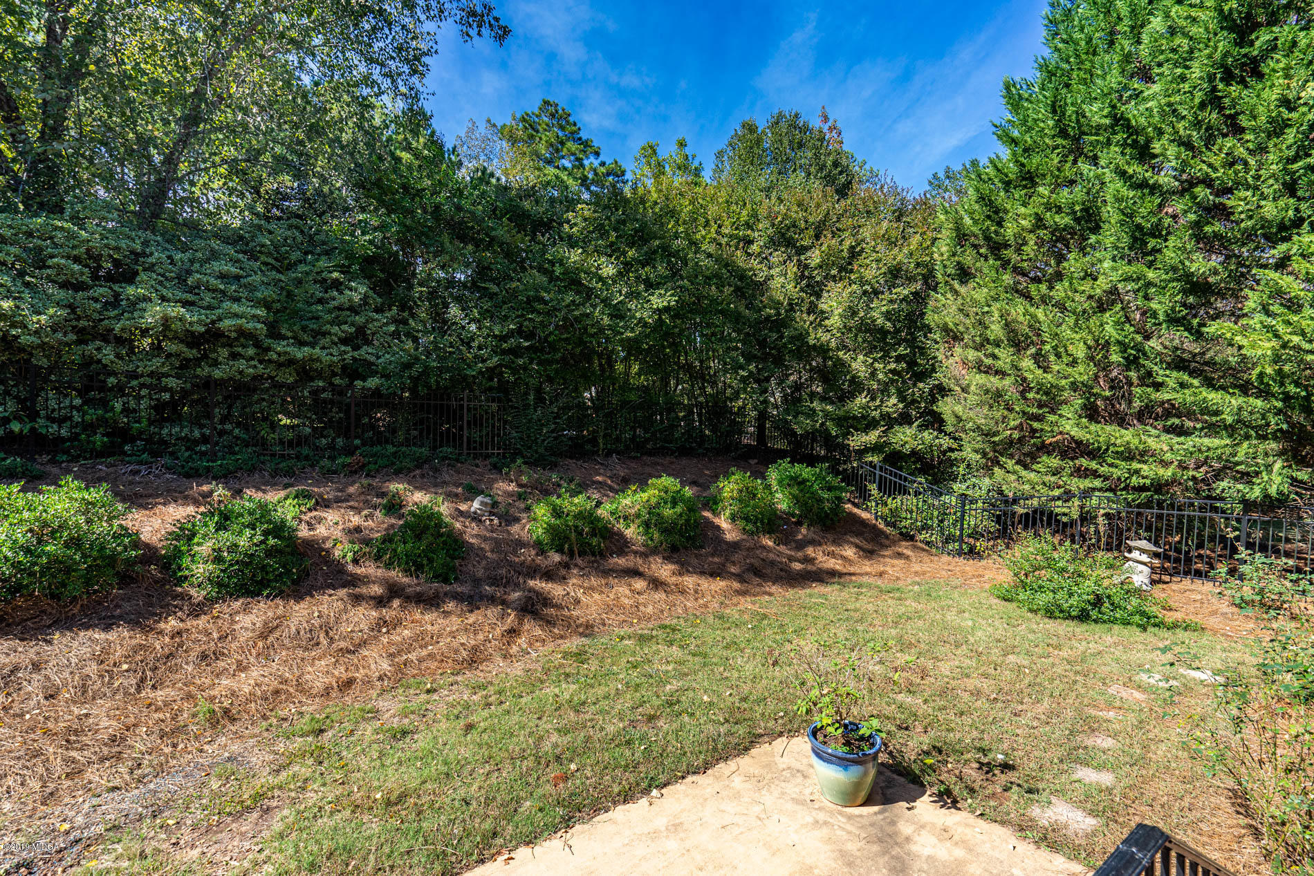 212 Hampton Way Macon, GA 31220 - Photo 23 of 24 Backyard