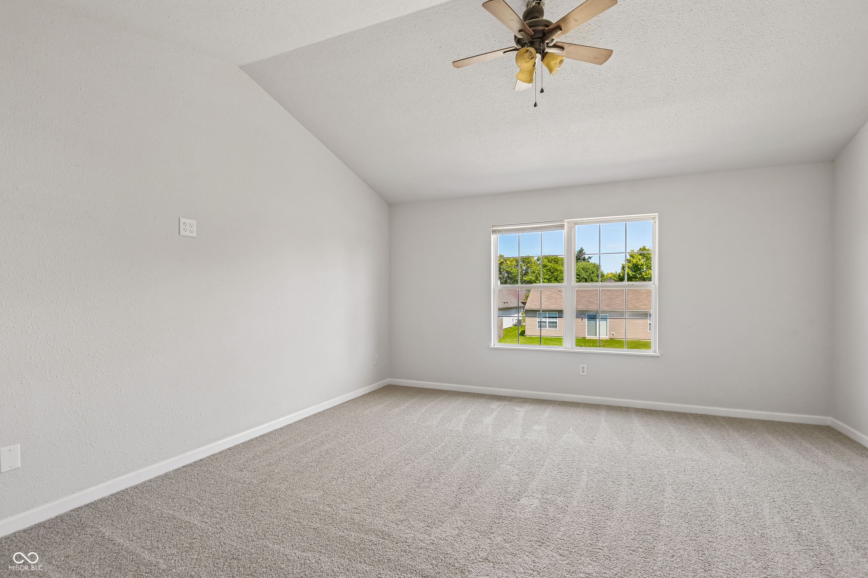2327 Rostock Court Indianapolis, IN 46229 - Photo 40 of 41 Gallery Image 40