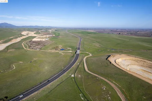 $6,695,000 | 0 Camino Diablo, Byron, CA 94514