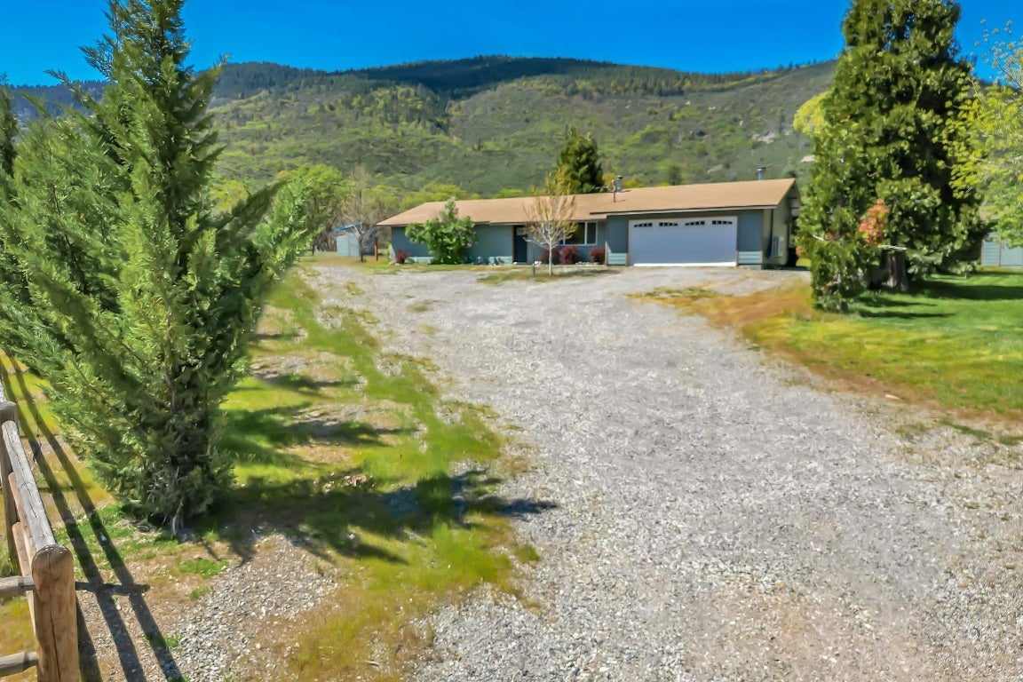 9121 Guys Gulch Road Yreka, CA 96097 - Photo 20 of 28 Gallery Image 20