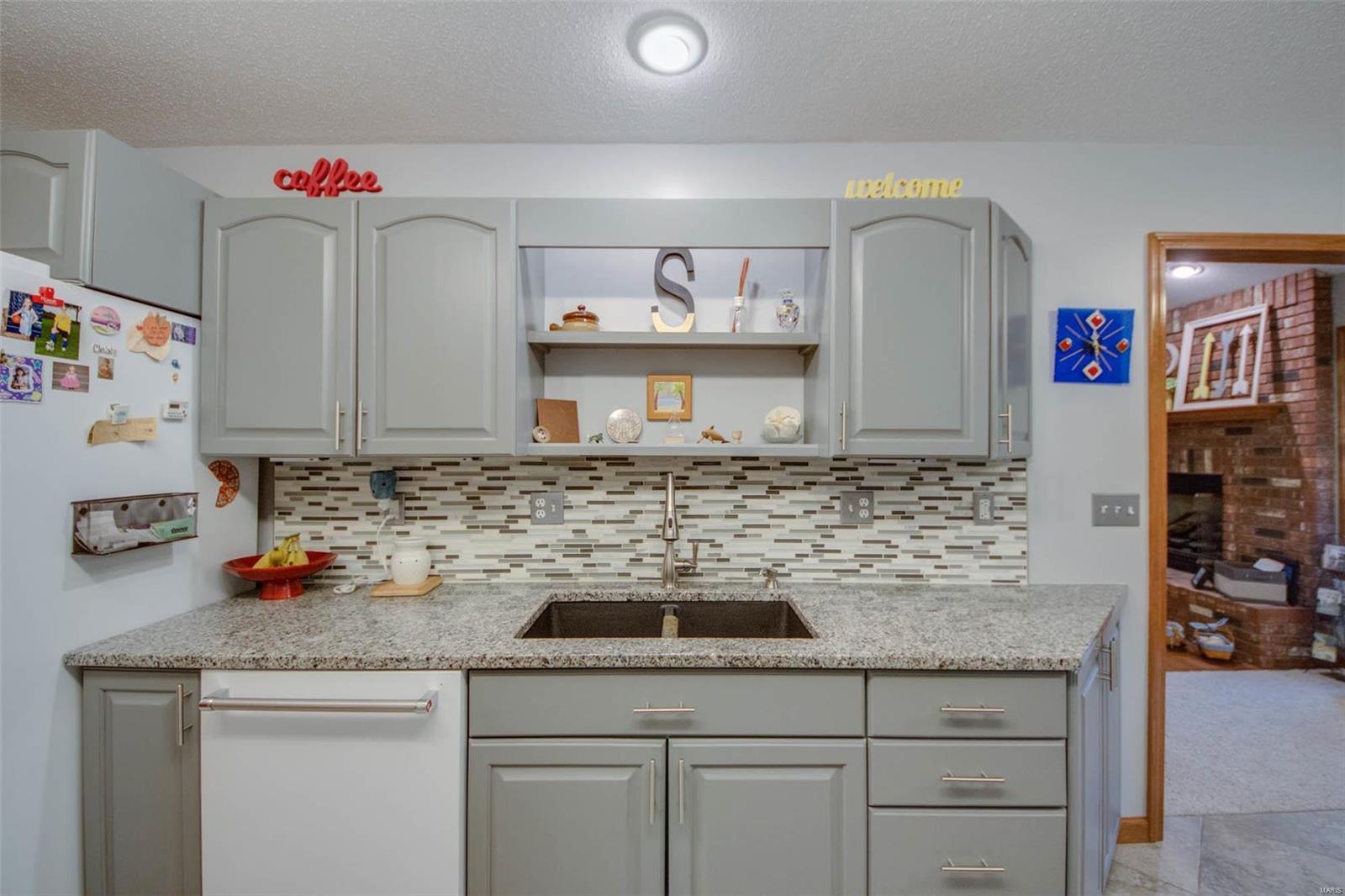 9 Willow Way Brighton, IL 62012 - Photo 11 of 46