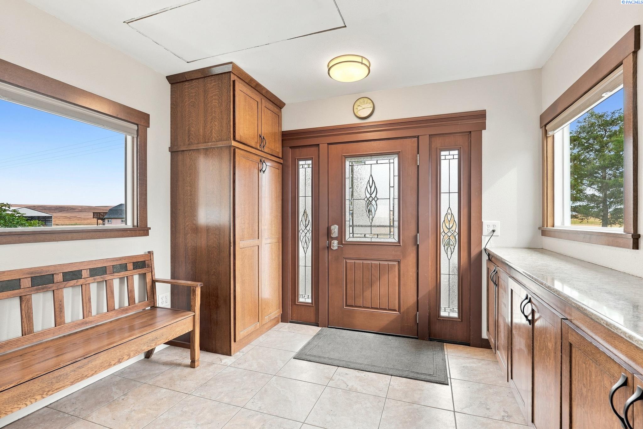 202 Glorfield Road St. John, WA 99171 - Photo 3 of 50 Gallery Image 3