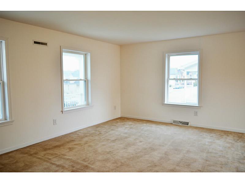 604 Reed Avenue Monessen, PA 15062 - Photo 10 of 24 Living Room.