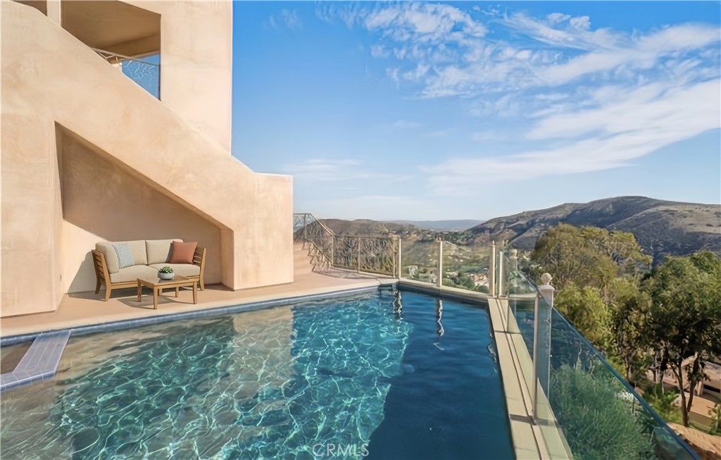 28 Ranchero Road Bell Canyon, CA 91307 - Photo 22 of 29