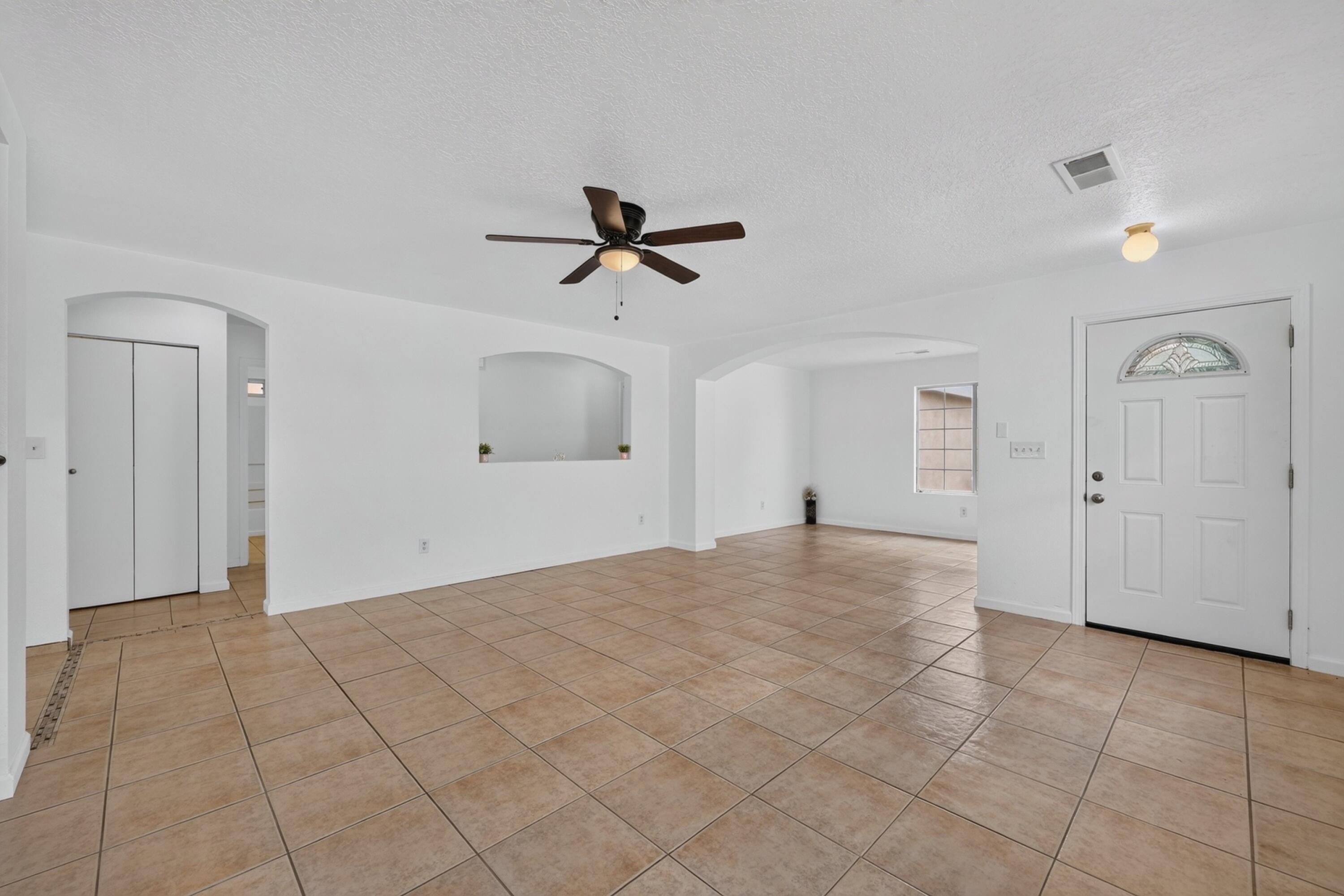 7804 Crepe Myrtle Road Southwest Albuquerque, NM 87121 - Photo 5 of 42 Gallery Image 5