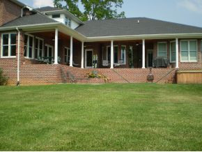 1992 Cooks Valley Road Kingsport, TN 37664 - Photo 4 of 12 Back view of home