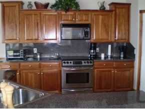 1992 Cooks Valley Road Kingsport, TN 37664 - Photo 5 of 12 Large kitchen