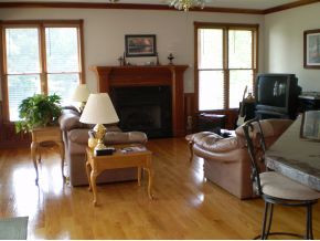 1992 Cooks Valley Road Kingsport, TN 37664 - Photo 6 of 12 Family room off kitchen