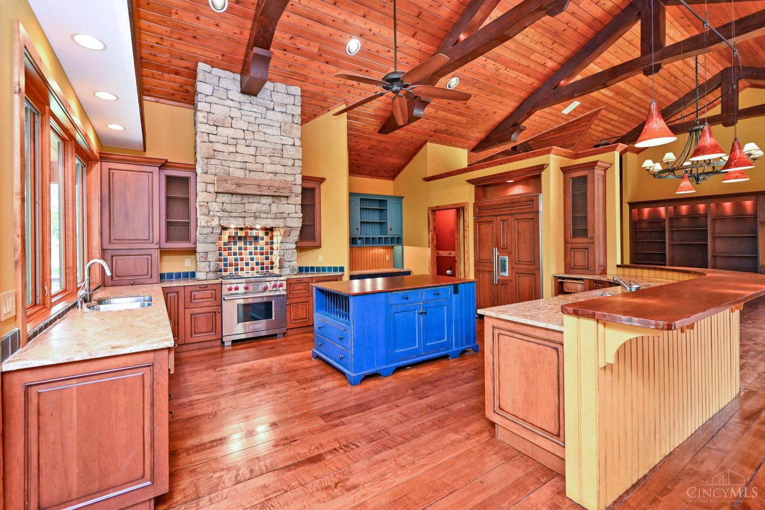 41 Locust Hill Road Cincinnati, OH 45245 - Photo 21 of 84 Gallery Image 21