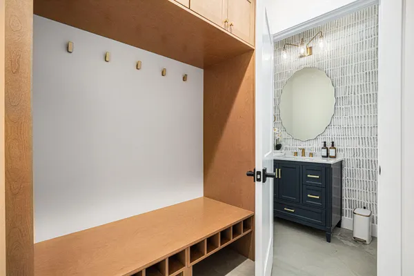 $1,387,000 | 13785 Jane Way, Sawyer, MI 49125