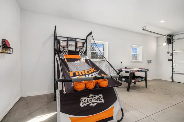 $1,387,000 | 13785 Jane Way, Sawyer, MI 49125