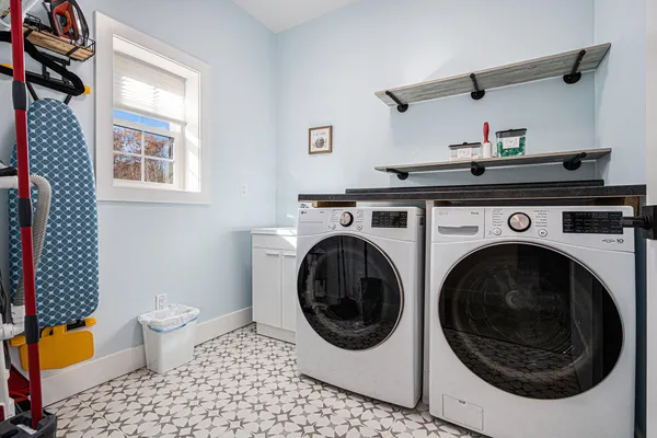 $1,387,000 | 13785 Jane Way, Sawyer, MI 49125