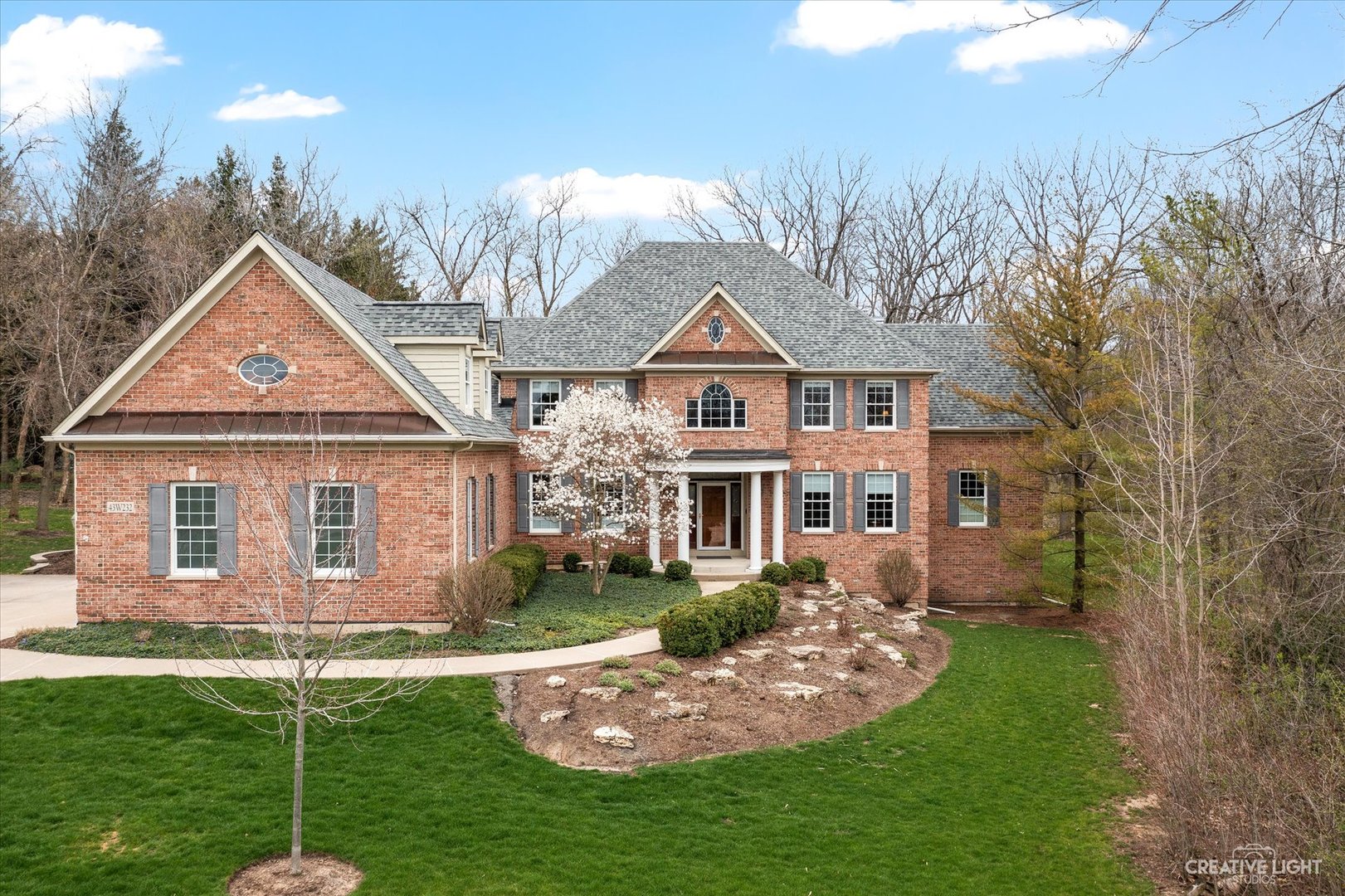 43W232 Tall Pines Road Campton Hills, IL 60124 - Photo 5 of 39 Gallery Image 5