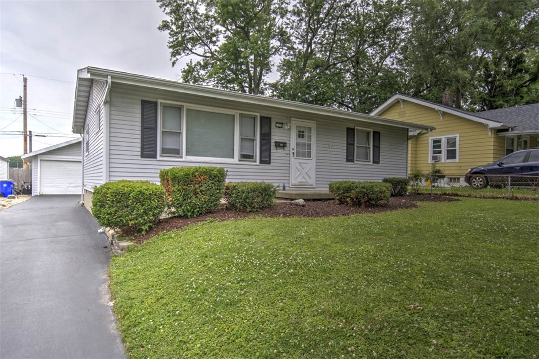 1135 East Johns Avenue Decatur, IL 62521 - Photo 6 of 23