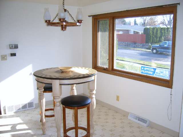 3826 West Decatur Avenue Spokane, WA 99205 - Photo 4 of 9 Gallery Image 4