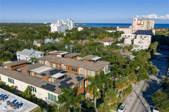 $1,695,000 | 153 5th Avenue Northeast, St. Petersburg, FL 33701