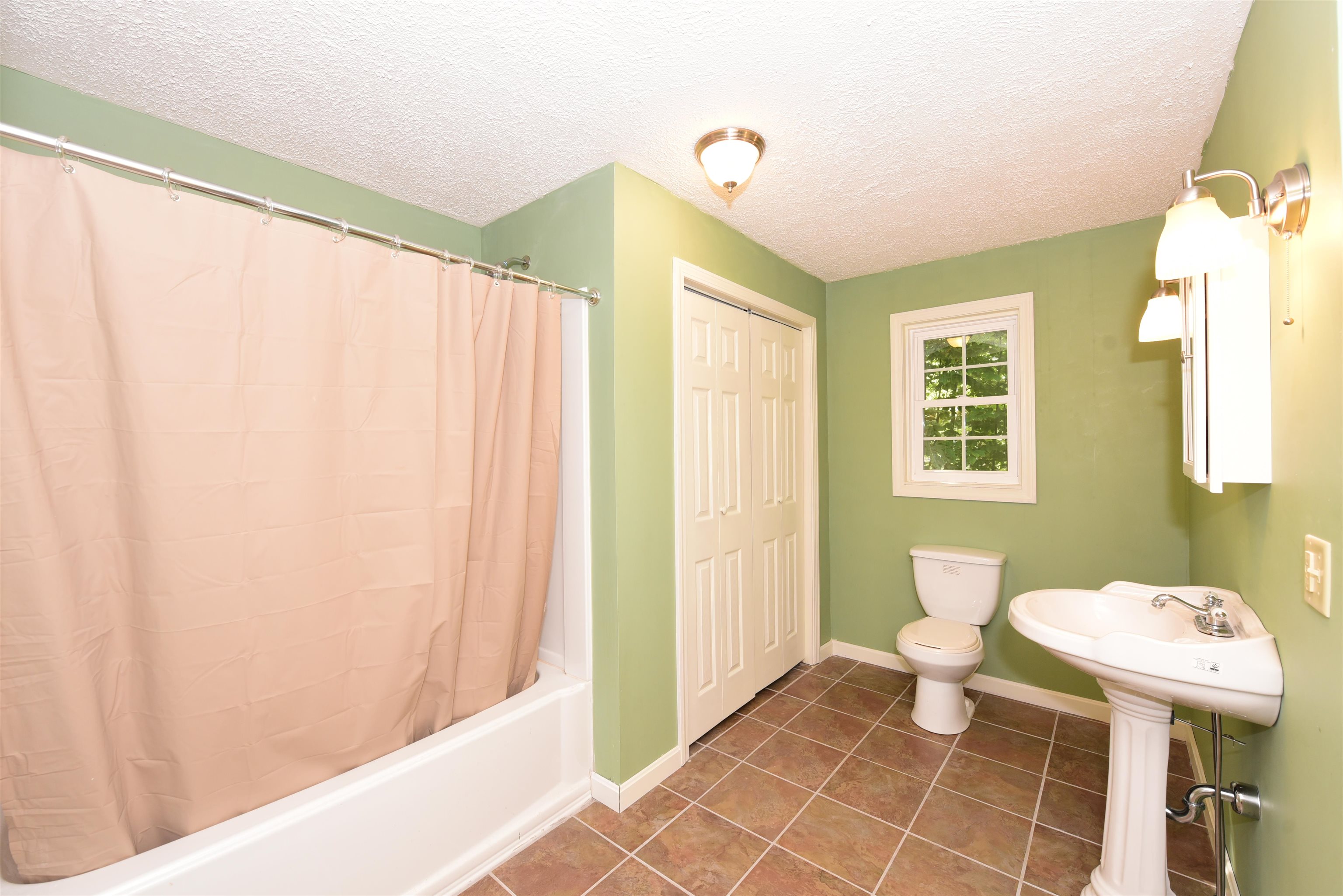 38 Axams Road Conway, NH 03818 - Photo 6 of 21