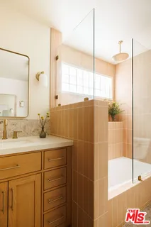 $1,395,000 | 3223 Larissa Drive, Los Angeles, CA 90026