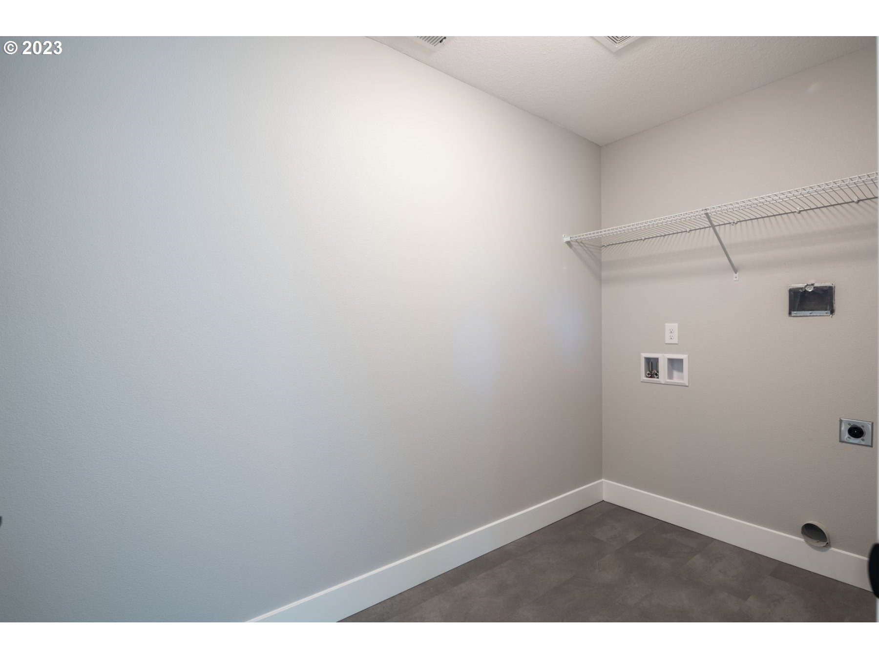 813 Northwest 178th Street Ridgefield, WA 98642 - Photo 20 of 21 a view of an empty room
