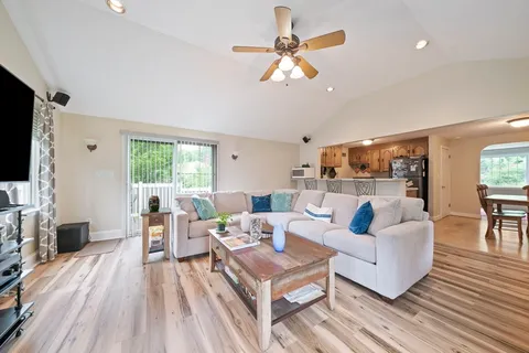 $599,000 | 41 Brick Kiln Lane, Pembroke, MA 02359