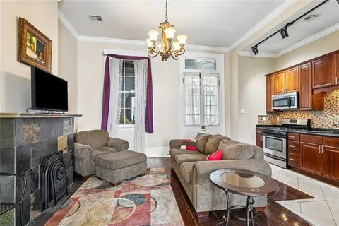 $1,595,000 | 717 Toulouse Street, New Orleans, LA 70130