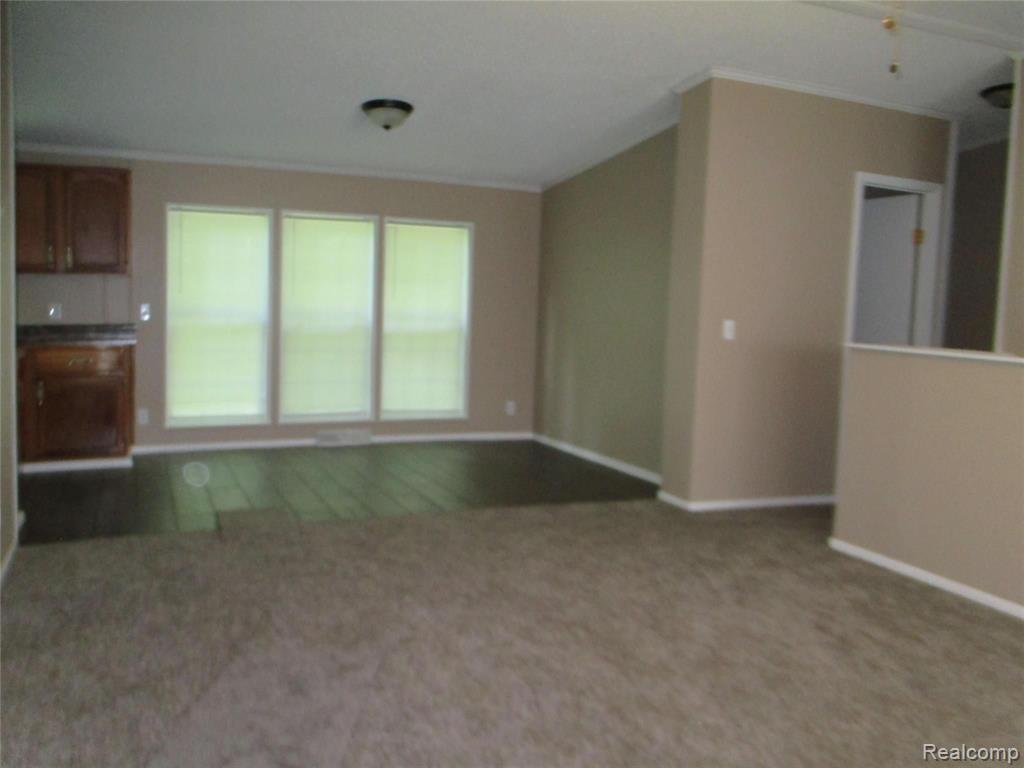 2389 East Stanley Road Mount Morris, MI 48458 - Photo 4 of 22