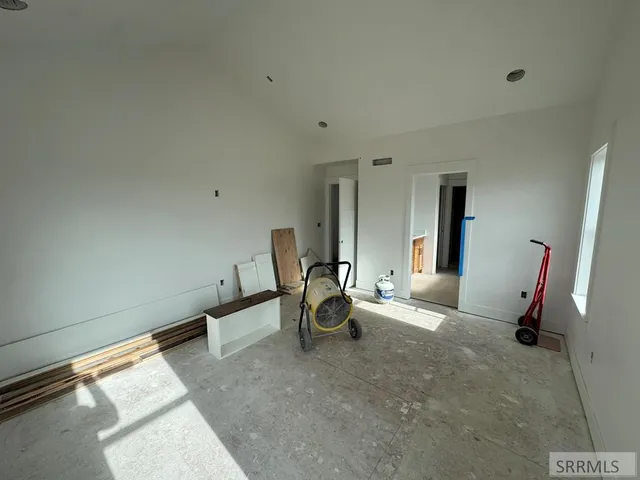 $650,000 | 1574 North 845 East, Shelley, ID 83274