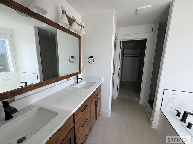 $650,000 | 1574 North 845 East, Shelley, ID 83274