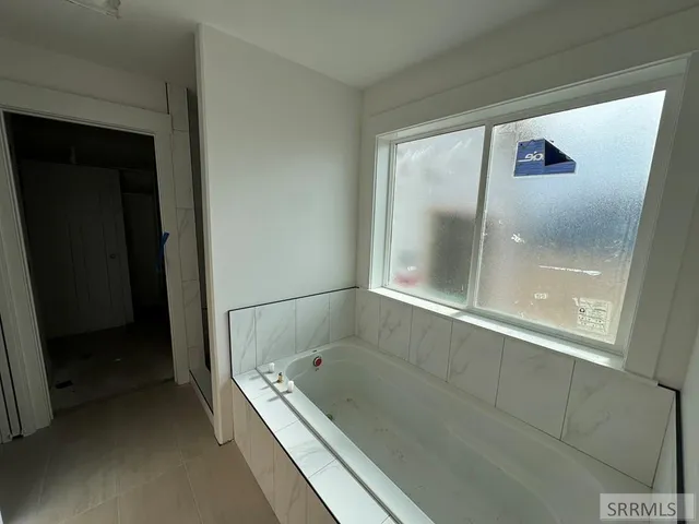 $650,000 | 1574 North 845 East, Shelley, ID 83274