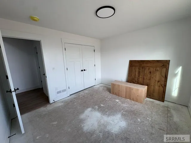 $650,000 | 1574 North 845 East, Shelley, ID 83274