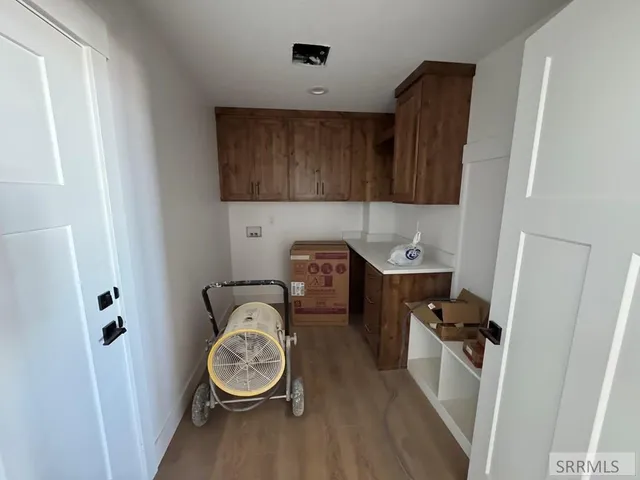 $650,000 | 1574 North 845 East, Shelley, ID 83274