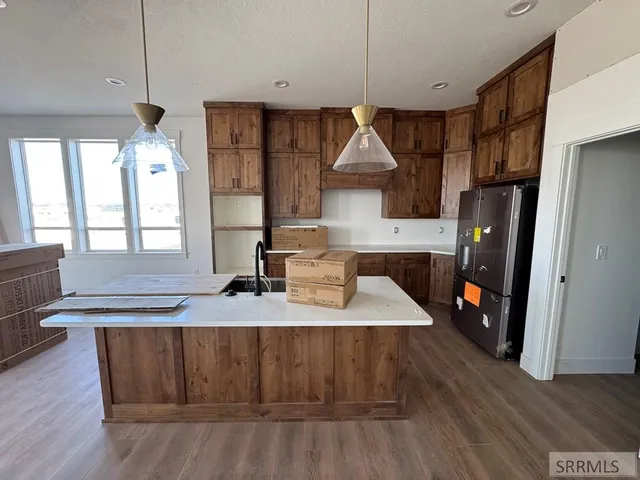 $650,000 | 1574 North 845 East, Shelley, ID 83274