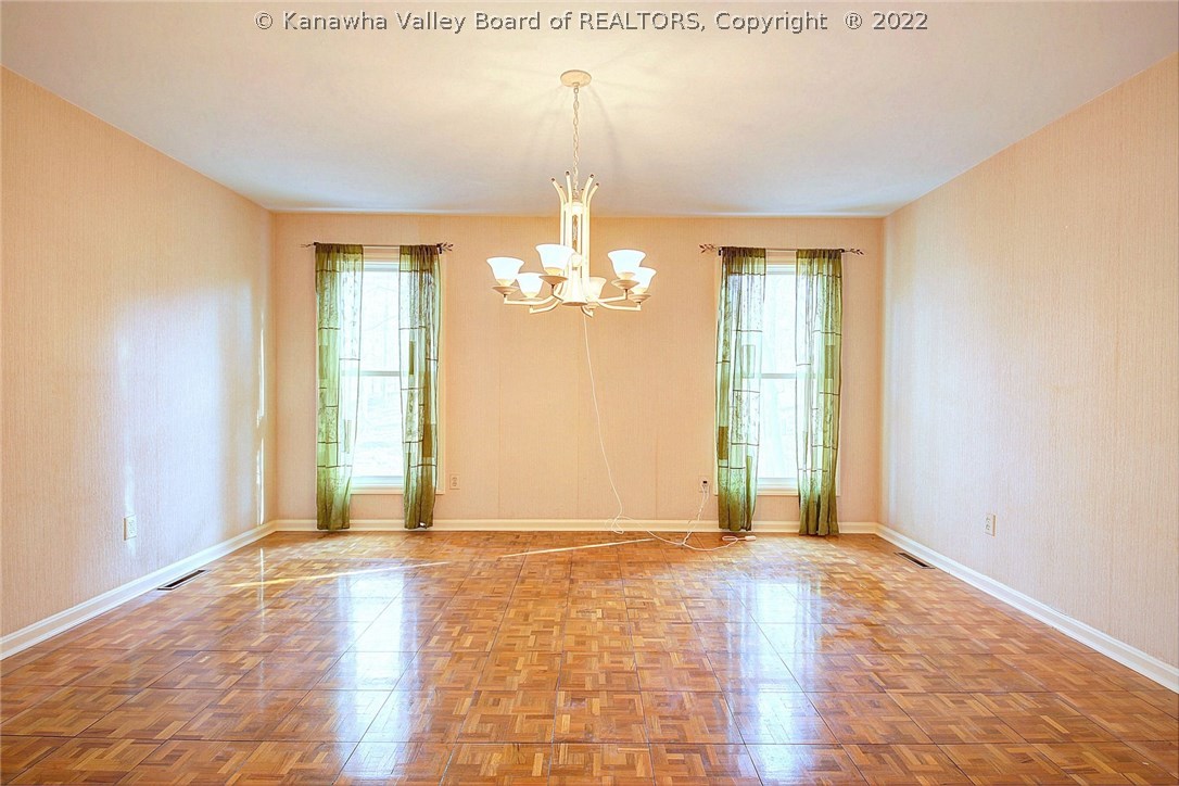 1820 Shadybrook Road Charleston, WV 25314 - Photo 8 of 30 Gallery Image 8