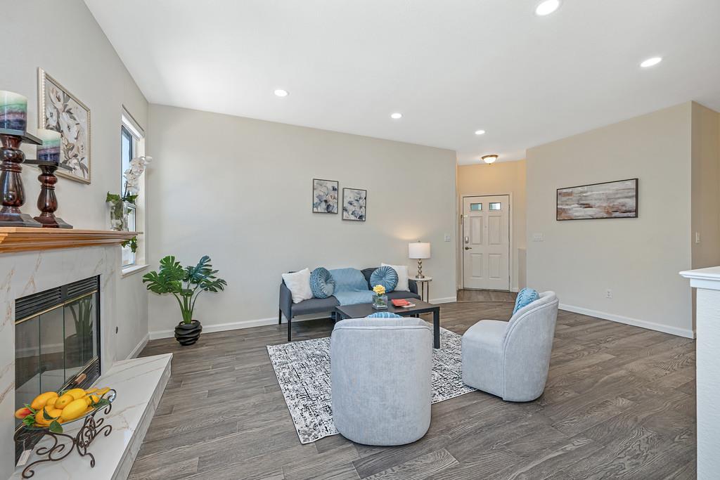 5621 Elk Spring Way Elk Grove, CA 95758 - Photo 9 of 35
