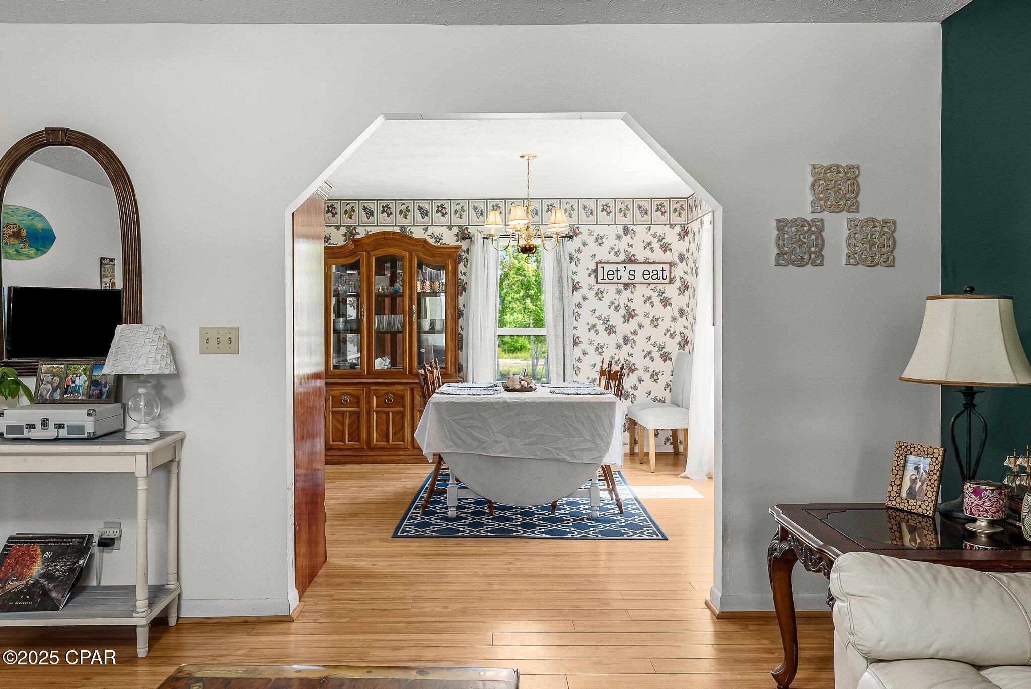 1633 Cox Road Panama City, FL 32409 - Photo 8 of 34 Gallery Image 8