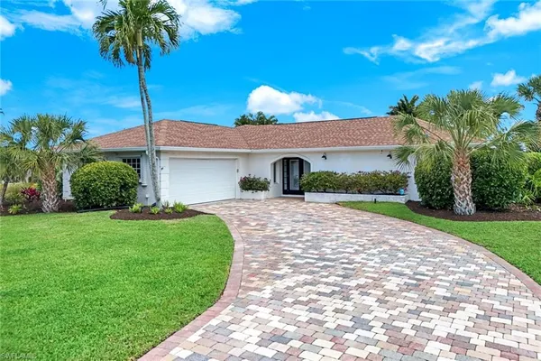 $620,000 | 169 Baltusrol Drive, Naples, FL 34113