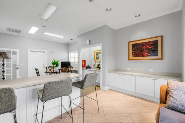 $3,300 | 2025 Woodmont Boulevard, Unit 106, Nashville, TN 37215