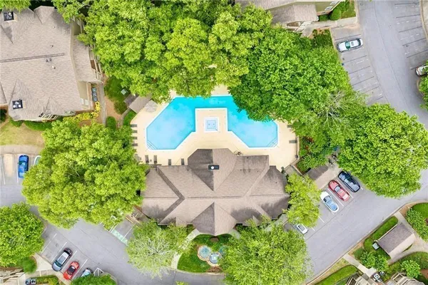 a view of a back yard of the house
