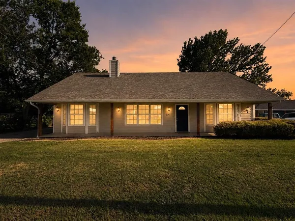 $310,000 | 306 East 8th Street, Anna, TX 75409