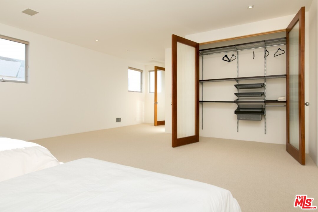 216 Grand Boulevard Venice, CA 90291 - Photo 16 of 28 a view of empty room with cabinet and entryway