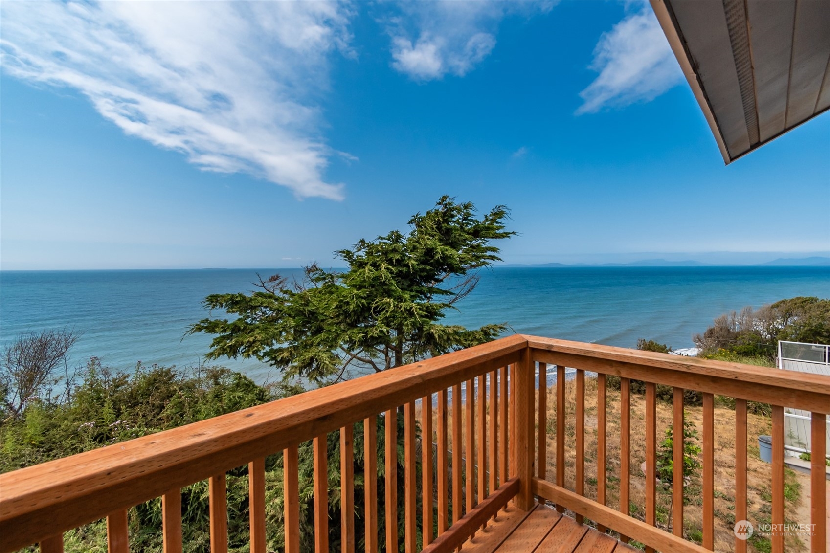 2355 West Beach Road Oak Harbor, WA 98277 - Photo 17 of 39 Gallery Image 17