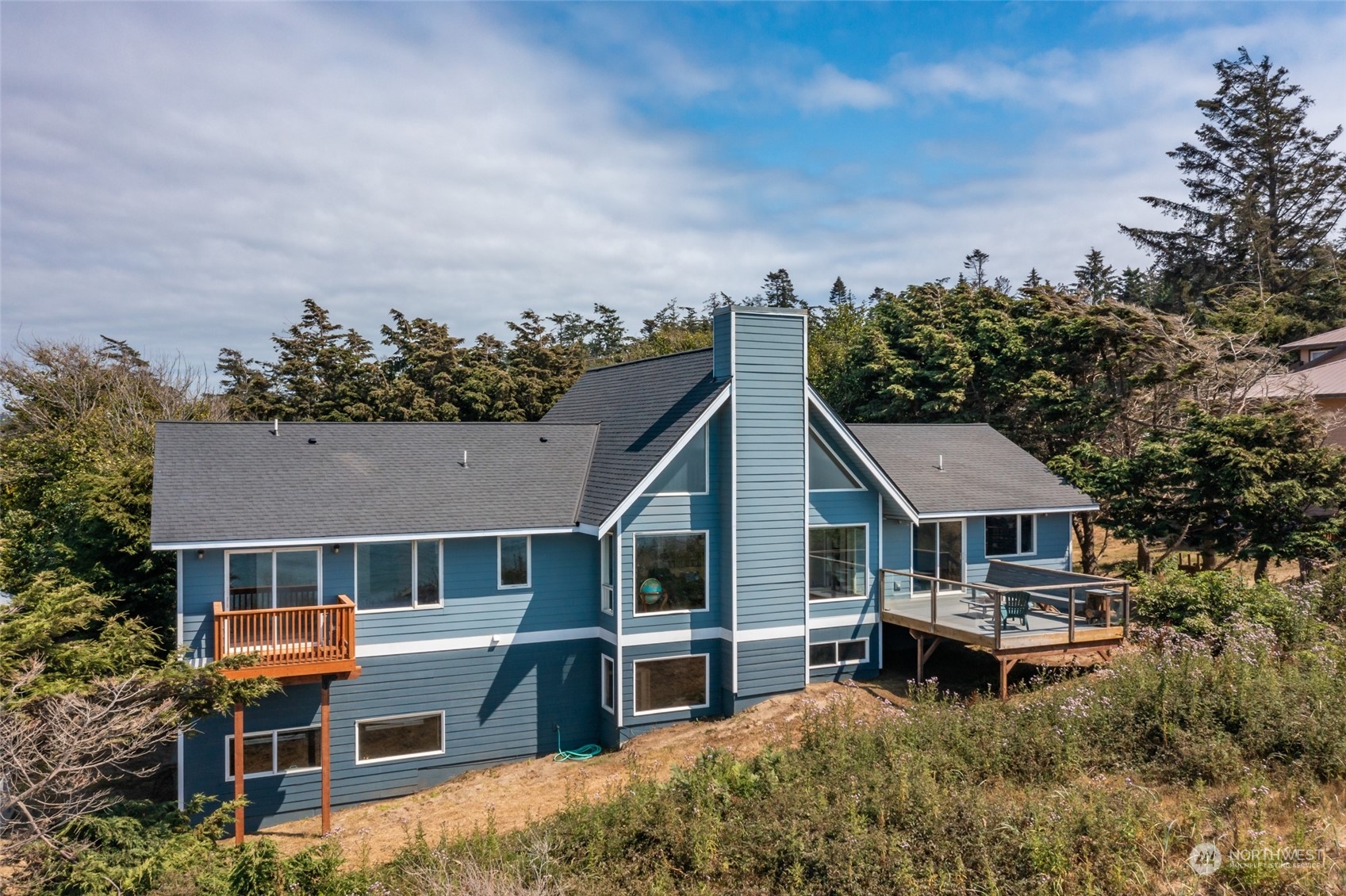 2355 West Beach Road Oak Harbor, WA 98277 - Photo 32 of 39 Gallery Image 32